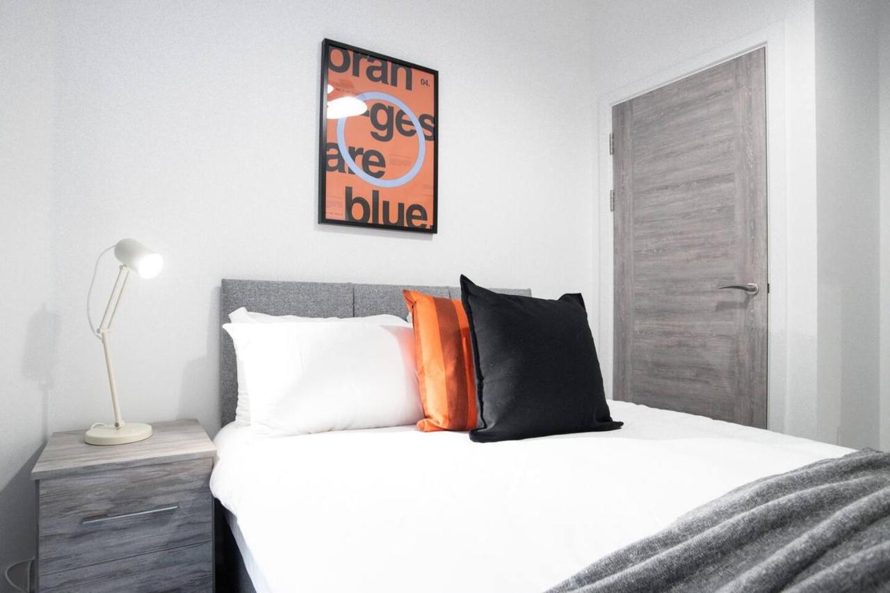 Two Bedroom - Central Peterborough Apartment - Bayard Apartments エクステリア 写真